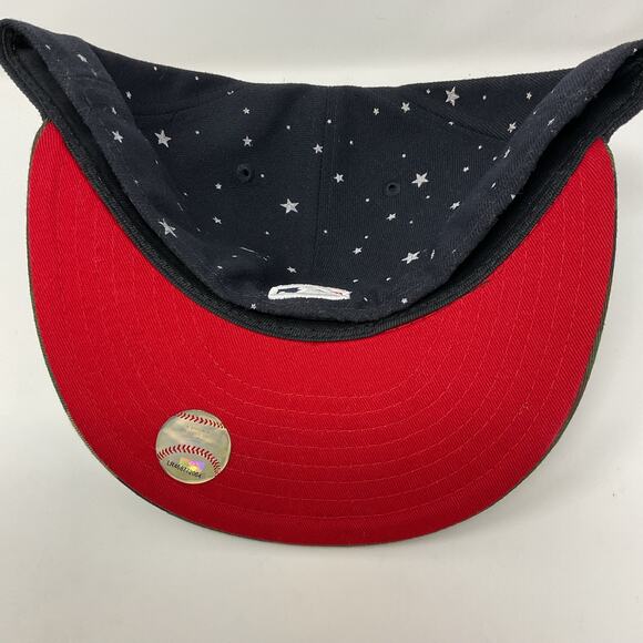 New Era 59FIFTY 2014 New York Yankees Fitted Cap 7 3/8 Camo Red Glow in Dark NWT - Picture 2 of 6